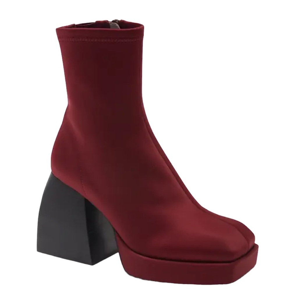 NWOB Jeffery Campbell Dauphin Square Toe Boot in Wine Neoprene